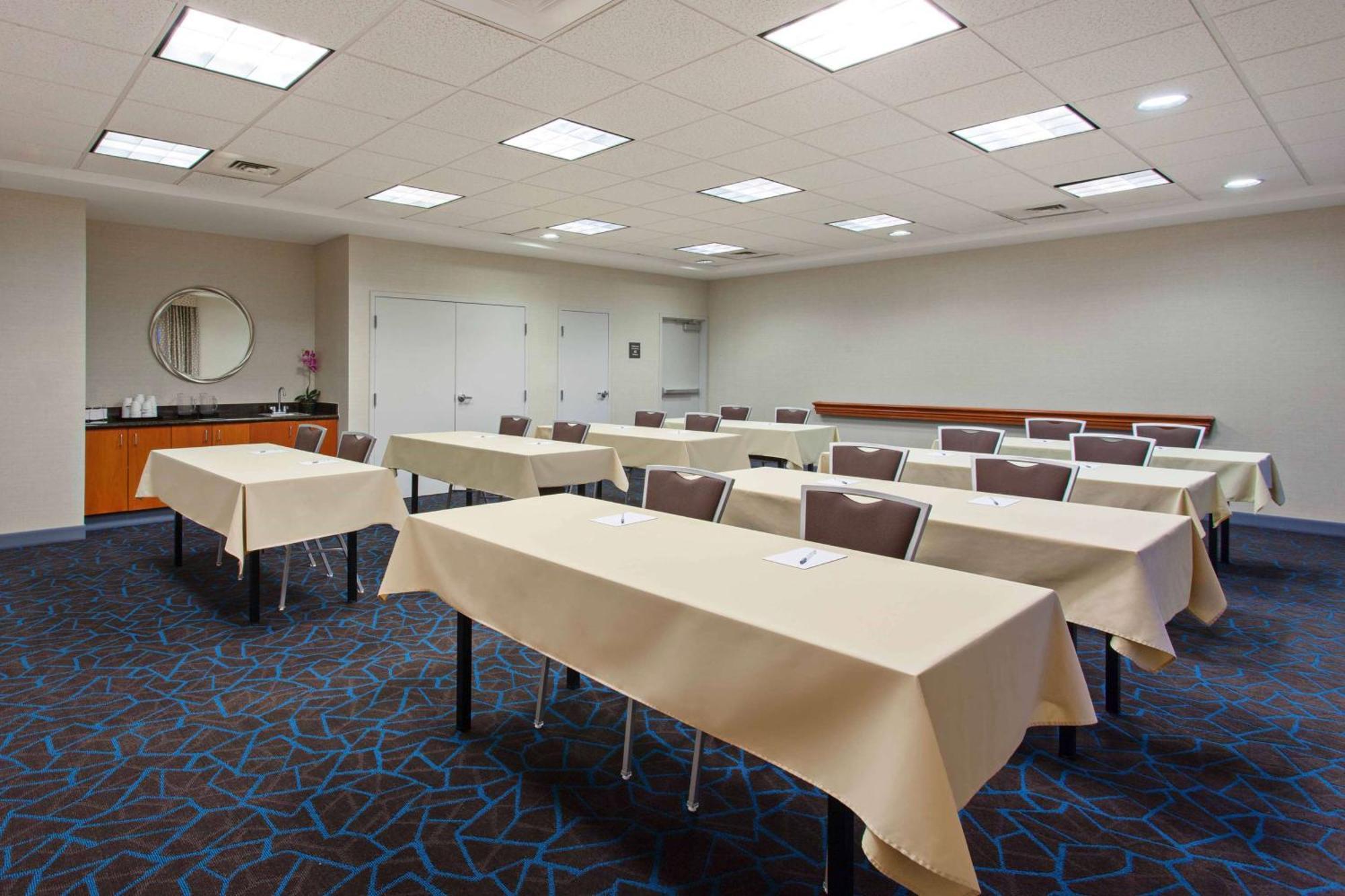 Hampton Inn & Suites Clovis Airport North Exteriér fotografie