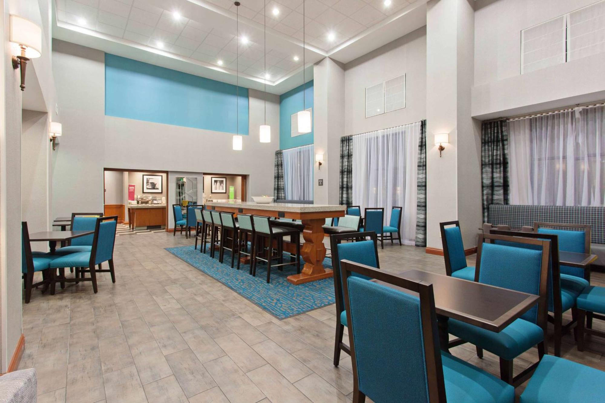 Hampton Inn & Suites Clovis Airport North Exteriér fotografie