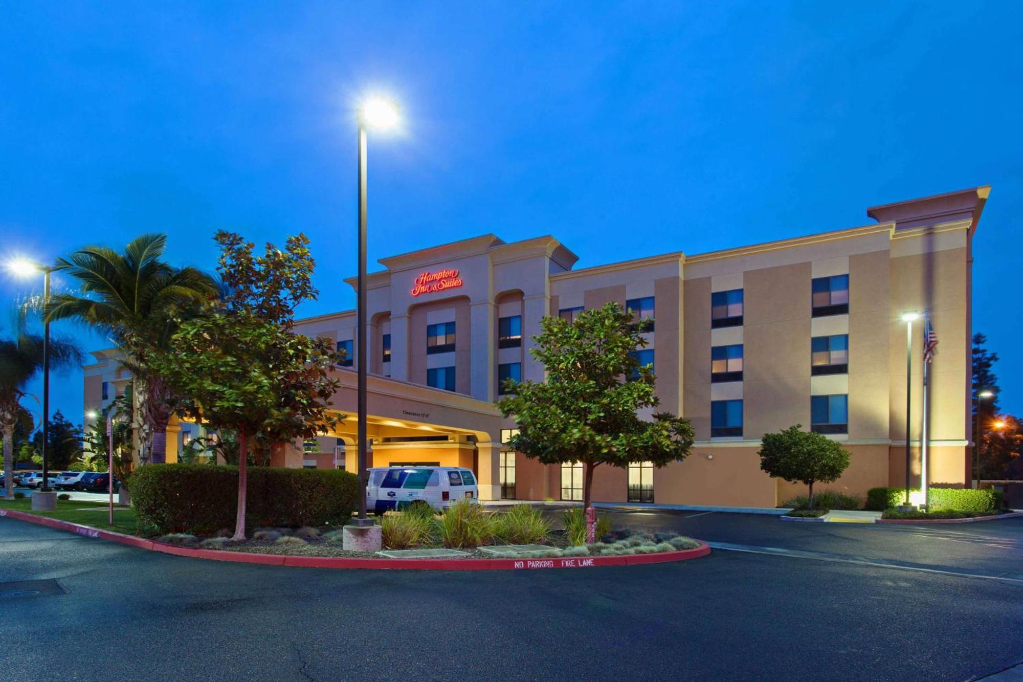 Hampton Inn & Suites Clovis Airport North Exteriér fotografie